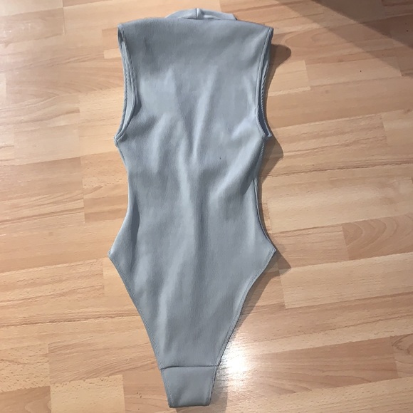 Grey Bodysuit - Picture 3 of 4